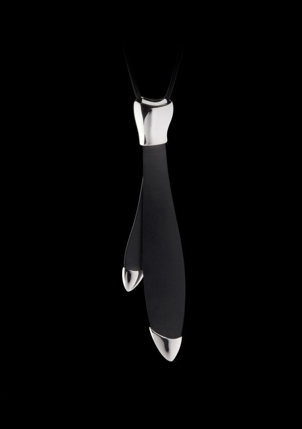 Denny΄s Tie Tie neoprene silver pendant 1 600x851