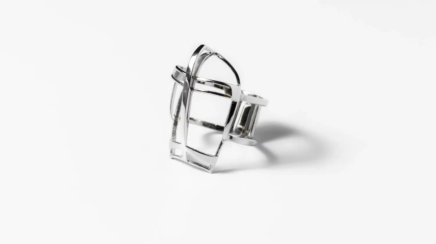 Dora Kounakis Jewelry 5.webp