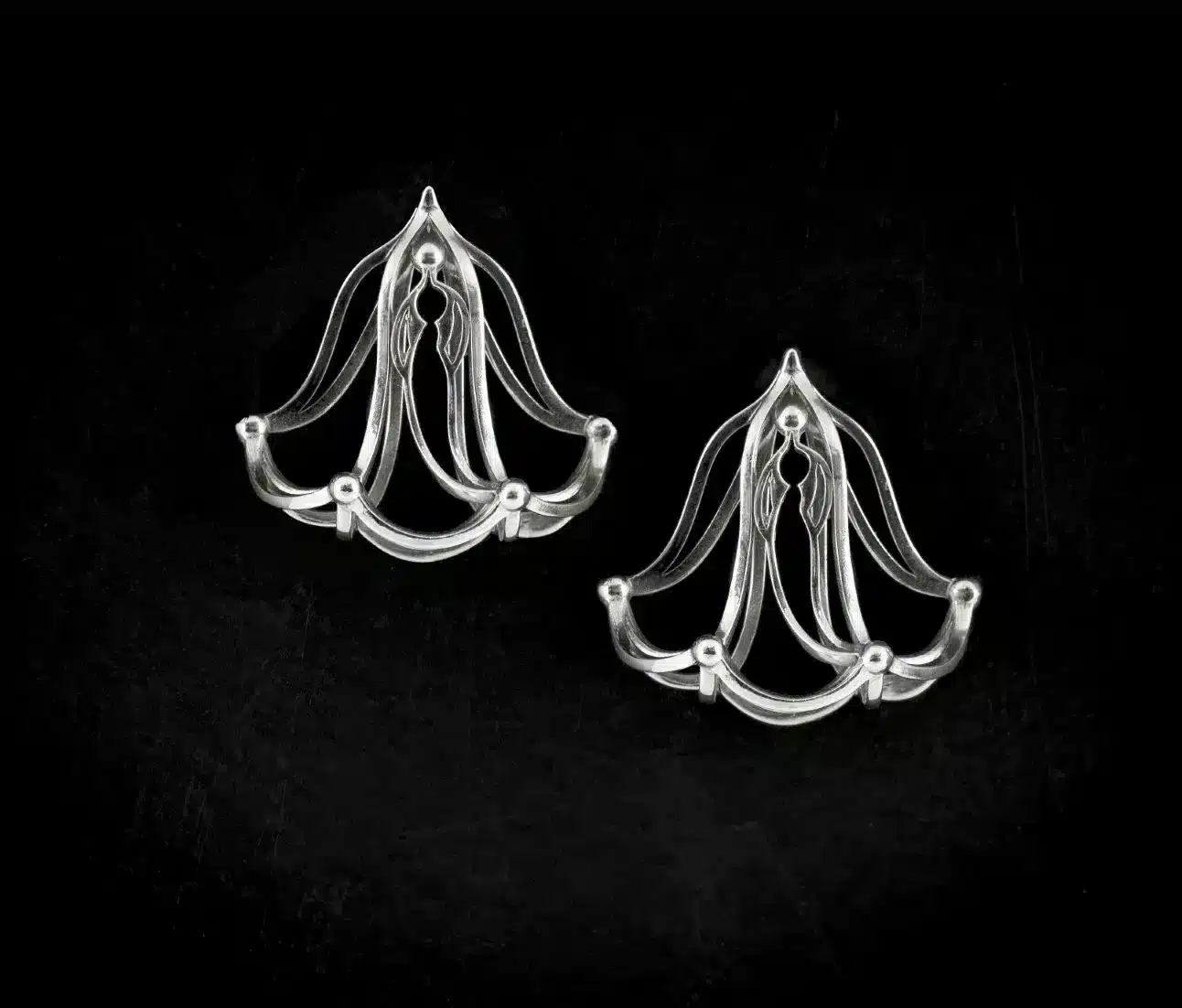 Hibiscus earrings 1 jpg.webp